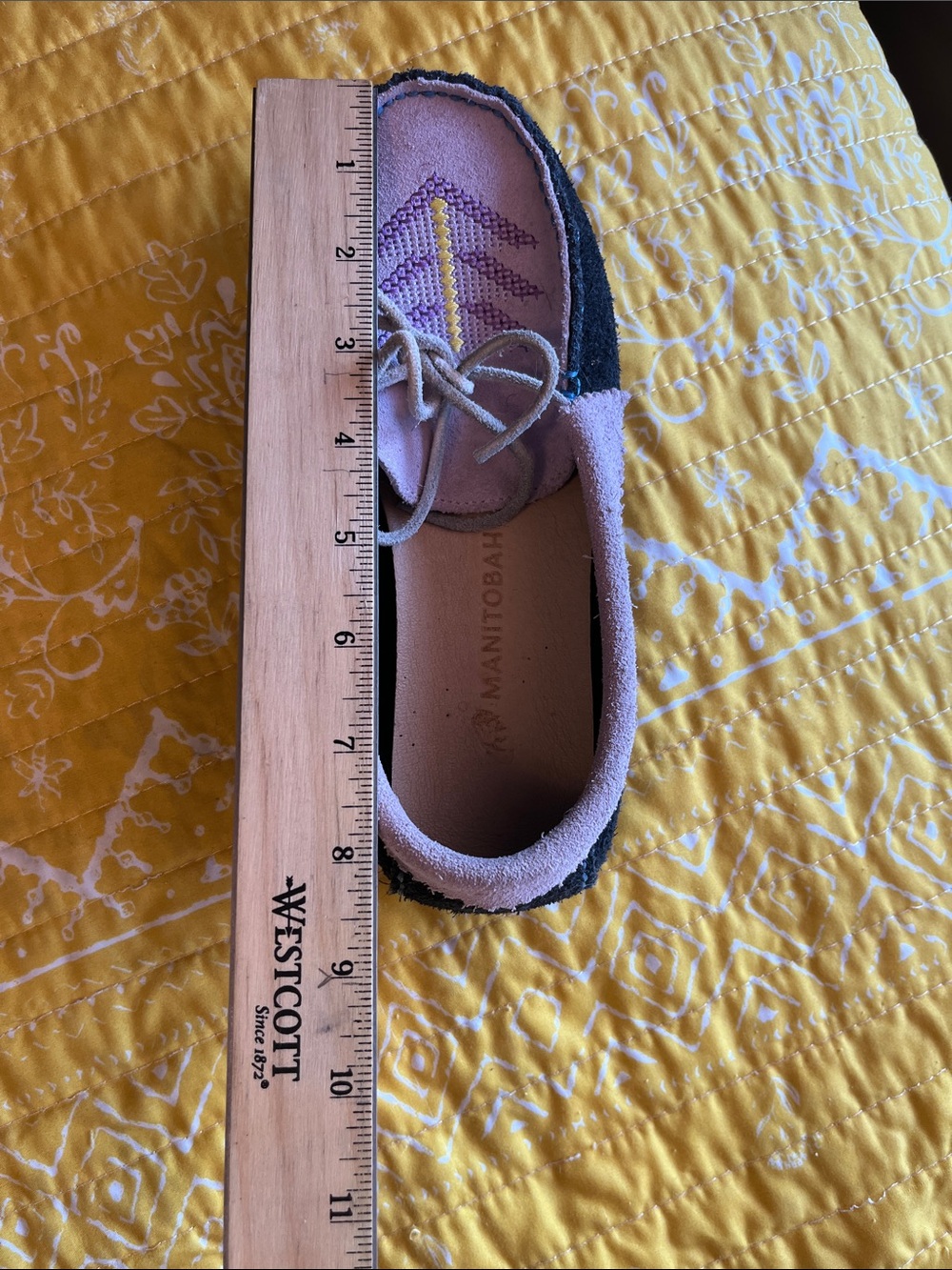 Manitobah mukluks Suede Moccasin Loafers with Embroidered Accents. - Picture 7 of 9
